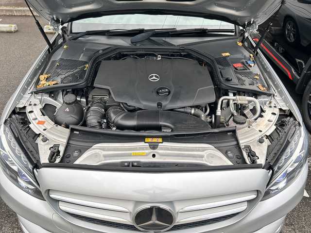 メルセデス・ベンツ Ｃ２２０ｄ 山形県 2016(平28)年 5.7万km イリジウムシルバー 禁煙車/純正ナビ/FM/AM/フルセグ/CD/Bluetooth/PRE-SAFE/ブラインドスポットアシスト/レーンキープアシスト/アテンションアシスト/ヘッドアップディスプレイ/ステアリングアシスト/パドルシフト/本革シート/横滑り防止装置/前席シートヒーター/前席パワーシート/アイドリングストップ/スマートキー/スペアキー/ETC/夏タイヤ積載