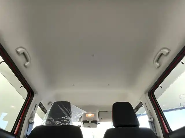 スズキ ハスラー HYBRID G 群馬県 2021(令3)年 2.1万km バーミリオンオレンジ/ガンメタリック2トーン 衝突被害軽減ブレーキ　社外７インチナビ　シートヒーター　コーナーセンサー　ステアリングリモコン　ＥＴＣ　スマートキー　プッシュスタート　横滑り防止装置　アイドリングストップ　盗難防止装置　禁煙車