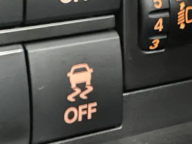 スズキ ハスラー HYBRID G 群馬県 2021(令3)年 2.1万km バーミリオンオレンジ/ガンメタリック2トーン 衝突被害軽減ブレーキ　社外７インチナビ　シートヒーター　コーナーセンサー　ステアリングリモコン　ＥＴＣ　スマートキー　プッシュスタート　横滑り防止装置　アイドリングストップ　盗難防止装置　禁煙車