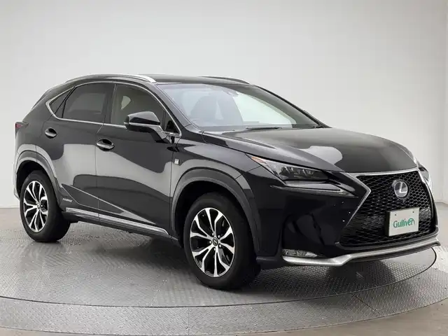 レクサス ＮＸ 300h Fスポーツ 兵庫県 2017(平29)年 8.8万km スターライトブラックガラスフレーク サンルーフ/革シート/パワーシート＆メモリーナビ/シートヒーター＆エアシーター/純正ナビ＆フルセグTV/（CD＆DVD＆SD＆BT）/アラウンドビューモニター/コーナーセンサー/ETC/ドラレコ前方/社外レーダー探知機/パワーバックドア/ステアリングリモコン/パドルシフト/スマーキー/プッシュスタート/スペアキー＆カードキー