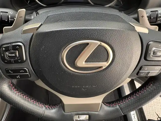 レクサス ＮＸ 300h Fスポーツ 兵庫県 2017(平29)年 8.8万km スターライトブラックガラスフレーク サンルーフ/革シート/パワーシート＆メモリーナビ/シートヒーター＆エアシーター/純正ナビ＆フルセグTV/（CD＆DVD＆SD＆BT）/アラウンドビューモニター/コーナーセンサー/ETC/ドラレコ前方/社外レーダー探知機/パワーバックドア/ステアリングリモコン/パドルシフト/スマーキー/プッシュスタート/スペアキー＆カードキー