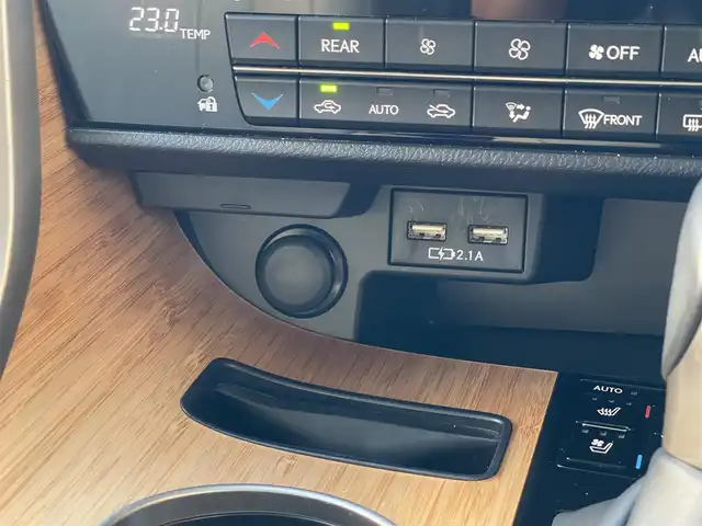 レクサス ＲＸ 450hL 山梨県 2020(令2)年 5.3万km グラファイトブラックガラスフレーク ６人乗り/３列シート/サンルーフ/全席シートＨ/前席ベンチレーション/ステアリングＨ/純正メモリナビ/フルセグＴＶ/ＢＴ/ＵＳＢ/ＡＣＣ/ＬＫＡ/ＢＳＭ/ＨＵＤ/ＥＴＣ２．０/取扱説明書/スペアキー