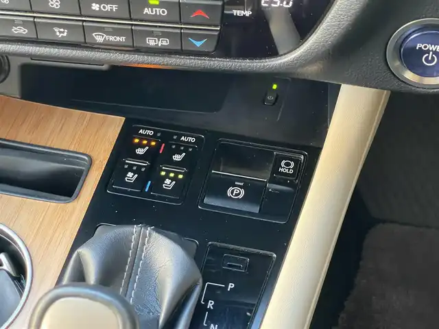 レクサス ＲＸ 450hL 山梨県 2020(令2)年 5.3万km グラファイトブラックガラスフレーク ６人乗り/３列シート/サンルーフ/全席シートＨ/前席ベンチレーション/ステアリングＨ/純正メモリナビ/フルセグＴＶ/ＢＴ/ＵＳＢ/ＡＣＣ/ＬＫＡ/ＢＳＭ/ＨＵＤ/ＥＴＣ２．０/取扱説明書/スペアキー