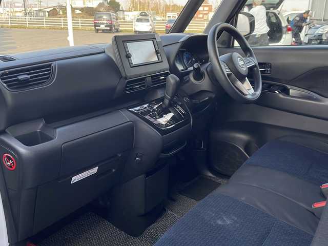 日産 ルークス HWS X プロパイロットED 道東・釧路十勝 2022(令4)年 7.9万km ホワイトパール ・4WD/・純正SDナビ/(iPod・FM・AM・BT・CD】/・全方位カメラ/バックカメラ/・エマージェンシーブレーキ/・レーダークルーズコントロール/・プロパイロット/・両側パワースライドドア/・ハンズフリーオートスライドドア/・アラウンドビューカメラ/・バックカメラ/・ETC/・前席シートヒーター/・LEDヘッドライト/・フォグライト/・オートライト/・ステアリングスイッチ/・電格ウィンカーミラー/・スマートキー/・プッシュスタート