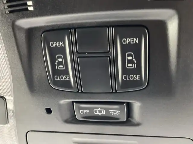 トヨタ アルファード S 群馬県 2016(平28)年 7.6万km ブラック 純正１０型ナビ　アルパイン後席モニター　バックカメラ　両側電動スライドドア　ビルトインＥＴＣ　クルーズコントロール　ウッドコンビステアリング　ステアリングスイッチ　LEDライト　スマートキー　禁煙車