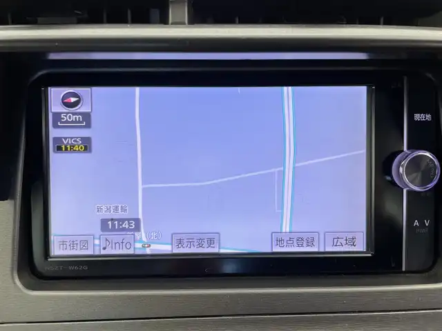 トヨタ プリウス S 富山県 2014(平26)年 3.6万km ホワイトパールクリスタルシャイン 純正SDナビ(NSZT-W62G)/(AM/FM/CD/SD/DVD/BT)/バックカメラ/フルセグTV/社外AW付きスタッドレスタイヤ4本車載/横滑り防止装置/ドライブレコーダー(NDR-RC183)/オートHIDライト/フォグランプ/フロアマット純正/センターコンソール/純正15インチAW/取扱説明書/保証書