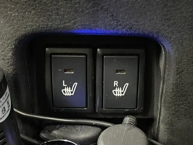 スズキ ハスラー Jスタイル 埼玉県 2021(令3)年 2.1万km デニムブルー ガンメタリック 2トーン 純正９インチナビ　全方位モニター　ビルトインＥＴＣ　セーフティサポート　ミラー型ドラレコ　シートヒーター　純正アルミホイール　スマートキー　プッシュスタート　オートライト　ＬＥＤヘッドライト　地デジ