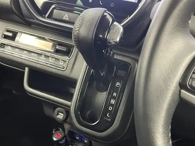 スズキ ハスラー Jスタイル 埼玉県 2021(令3)年 2.1万km デニムブルー ガンメタリック 2トーン 純正９インチナビ　全方位モニター　ビルトインＥＴＣ　セーフティサポート　ミラー型ドラレコ　シートヒーター　純正アルミホイール　スマートキー　プッシュスタート　オートライト　ＬＥＤヘッドライト　地デジ