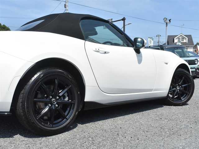 マツダ ロードスター RS 神奈川県 2024(令6)年 0.2万km スノーフレイクホワイトパールマイカ 6M/T/DSCトラックモード/アシンメトリックLSD/8.8インチディスプレイオーディオ/マツダコネクト/AppleCarPlay/AndroidAuto/BOSEスピーカー9スピーカー/地デジTV/USBタイプC端子2個/BILSTEIN製ダンパー/RECARO製ブラックナッパ革アルカンターラコンビシート/フロントサスタワーバー/インダクションサウンドエンハンサー/アドバンストキーレスエントリーシステム/iアクティブセンス/スマートブレーキサポート/ブラインドスポットモニター/車線逸脱警報システム/レーダークルーズコントロール/ドラレコ/取扱説明書/保証書