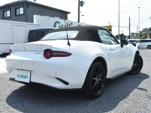 マツダ ロードスター RS 神奈川県 2024(令6)年 0.2万km スノーフレイクホワイトパールマイカ 6M/T/DSCトラックモード/アシンメトリックLSD/8.8インチディスプレイオーディオ/マツダコネクト/AppleCarPlay/AndroidAuto/BOSEスピーカー9スピーカー/地デジTV/USBタイプC端子2個/BILSTEIN製ダンパー/RECARO製ブラックナッパ革アルカンターラコンビシート/フロントサスタワーバー/インダクションサウンドエンハンサー/アドバンストキーレスエントリーシステム/iアクティブセンス/スマートブレーキサポート/ブラインドスポットモニター/車線逸脱警報システム/レーダークルーズコントロール/ドラレコ/取扱説明書/保証書
