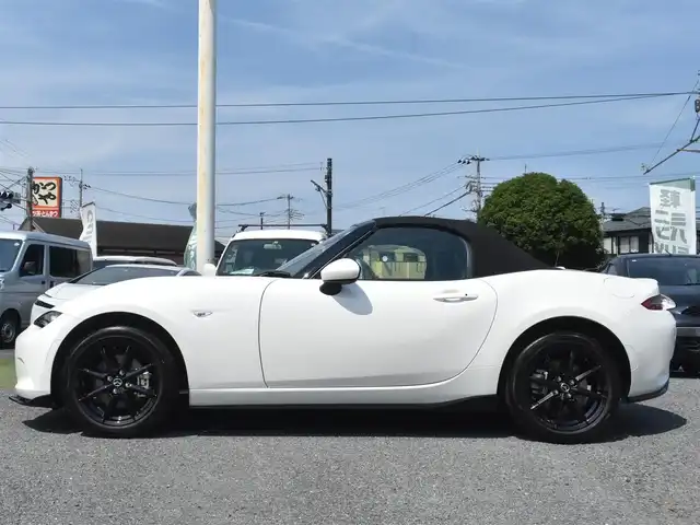 マツダ ロードスター RS 神奈川県 2024(令6)年 0.2万km スノーフレイクホワイトパールマイカ 6M/T/DSCトラックモード/アシンメトリックLSD/8.8インチディスプレイオーディオ/マツダコネクト/AppleCarPlay/AndroidAuto/BOSEスピーカー9スピーカー/地デジTV/USBタイプC端子2個/BILSTEIN製ダンパー/RECARO製ブラックナッパ革アルカンターラコンビシート/フロントサスタワーバー/インダクションサウンドエンハンサー/アドバンストキーレスエントリーシステム/iアクティブセンス/スマートブレーキサポート/ブラインドスポットモニター/車線逸脱警報システム/レーダークルーズコントロール/ドラレコ/取扱説明書/保証書