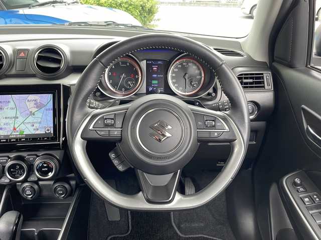 スズキ スイフト HYBRID RS 兵庫県 2018(平30)年 3.1万km ピュアホワイトP セーフティパッケージ/デュアルセンサーブレーキサポート/誤発進抑制機能/先行車発信お知らせ機能/ハイビームアシスト/オートライト/サイド、カーテンエアバック/運転席アームレスト/アダプティブクルーズ/ふらつき警報機能/-/ワンオーナー/純正８インチナビ/フルセグTV/Bluetooth/ETC/全方位カメラ/ドライブレコーダー/パドルシフト/運転席シートヒーター/LEDヘッドランプ/パドルシフト/プッシュスタート/スマートキー×3/取扱説明書・保証書
