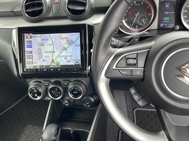スズキ スイフト HYBRID RS 兵庫県 2018(平30)年 3.1万km ピュアホワイトP セーフティパッケージ/デュアルセンサーブレーキサポート/誤発進抑制機能/先行車発信お知らせ機能/ハイビームアシスト/オートライト/サイド、カーテンエアバック/運転席アームレスト/アダプティブクルーズ/ふらつき警報機能/-/ワンオーナー/純正８インチナビ/フルセグTV/Bluetooth/ETC/全方位カメラ/ドライブレコーダー/パドルシフト/運転席シートヒーター/LEDヘッドランプ/パドルシフト/プッシュスタート/スマートキー×3/取扱説明書・保証書