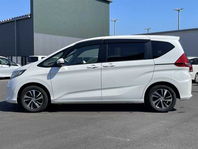 ホンダ フリード G ホンダセンシング 千葉県 2018(平30)年 7万km ホワイトオーキッドパール ワンオーナー/ホンダセンシング/両側パワースライドドア /純正7インチナビ/Bluetooth/フルセグTV/バックカメラ/クルーズコントロール/ステアリングスイッチ/ETC/スペアキー/純正フロアマット/純正ドアバイザー/LEDヘッドライト/コンフォートビューパッケージ