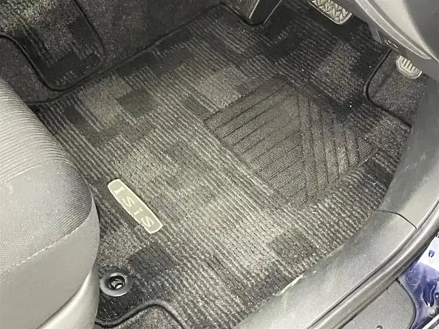 トヨタ アイシス プラタナ Vセレクション 群馬県 2013(平25)年 5.5万km ダークブルーマイカ 純正フリップダウンモニター　純正７インチナビ　両側パワースライドドア　バックカメラ　Ｂｌｕｅｔｏｏｔｈ　フルセグＴＶ　ＥＴＣ　スマートキー　プッシュスタート　純正ＡＷ　キセノンヘッドライト　禁煙車