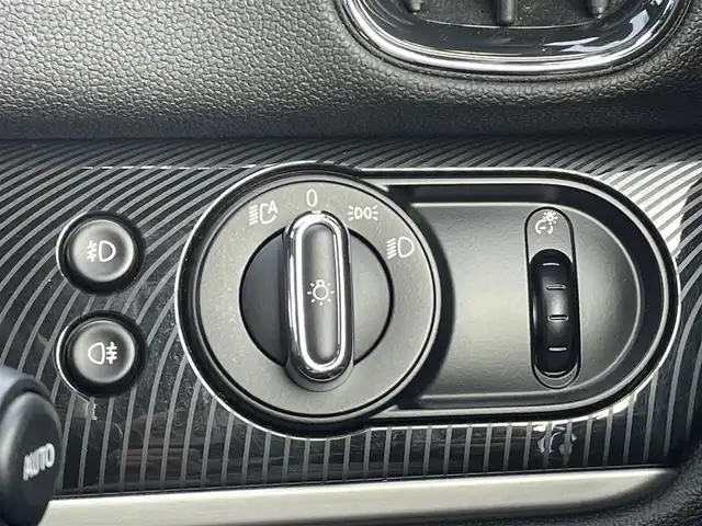 ＭＩＮＩ ＢＭＷ ミニ クロスオーバー クーパー SD オール4 青森県 2021(令3)年 4.4万km セージグリーンメタリック /ワンオーナー/4WD/ディーゼル/ターボ/純正HDDナビ/ (Bluetooth/radio)/ヘッドアップディスプレイ/アダプティブクルーズコントロール/パワーバックドア/前席シートヒーター/前後バンパーセンサー/バックカメラ/インテリジェントセーフティ/ミラー一体型ETC/LEDオートライト・フォグ/オートワイパー/ルーフレール/リア5面プライバシーガラス/W/サイド/カーテンエアバッグ /ABS/スマートキーx2/保証書・取扱説明書/ノーマルタイヤ(225/45R19)+/ OZレーシングアルミホイール積込