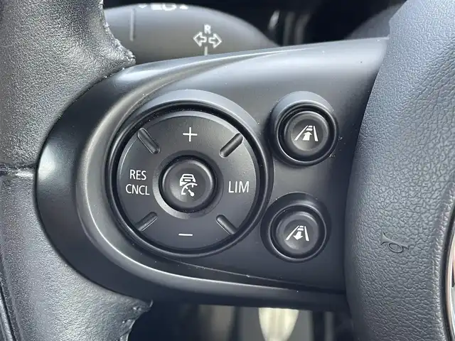 ＭＩＮＩ ＢＭＷ ミニ クロスオーバー クーパー SD オール4 青森県 2021(令3)年 4.4万km セージグリーンメタリック /ワンオーナー/4WD/ディーゼル/ターボ/純正HDDナビ/ (Bluetooth/radio)/ヘッドアップディスプレイ/アダプティブクルーズコントロール/パワーバックドア/前席シートヒーター/前後バンパーセンサー/バックカメラ/インテリジェントセーフティ/ミラー一体型ETC/LEDオートライト・フォグ/オートワイパー/ルーフレール/リア5面プライバシーガラス/W/サイド/カーテンエアバッグ /ABS/スマートキーx2/保証書・取扱説明書/ノーマルタイヤ(225/45R19)+/ OZレーシングアルミホイール積込