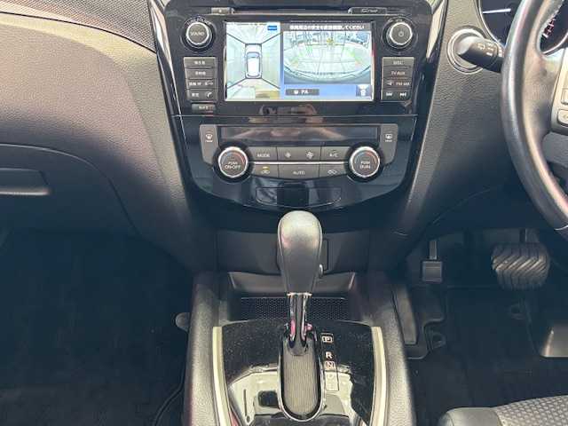 日産 エクストレイル ハイブリッド 20X エマージェンシーブレーキ 埼玉県 2016(平28)年 8.7万km ダイヤモンドブラック エマージェンシーブレーキ/純正ナビ/ CD/USB/フルセグ/アラウンドビューモニター/レザーシート/シートヒーター/パワーバックドア/クルーズコントロール/ETC/スマートキー/禁煙車