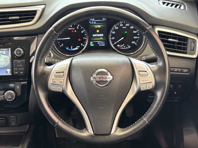 日産 エクストレイル ハイブリッド 20X エマージェンシーブレーキ 埼玉県 2016(平28)年 8.7万km ダイヤモンドブラック エマージェンシーブレーキ/純正ナビ/ CD/USB/フルセグ/アラウンドビューモニター/レザーシート/シートヒーター/パワーバックドア/クルーズコントロール/ETC/スマートキー/禁煙車