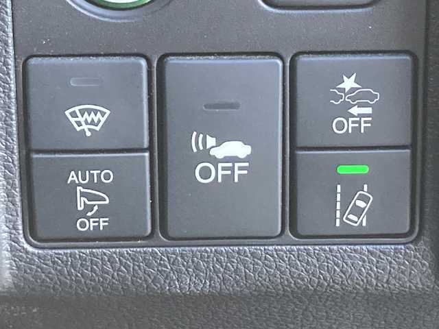 ホンダ ヴェゼル ハイブリッド Z ホンダセンシング 佐賀県 2016(平28)年 9.2万km ルーセブラックM ワンオーナー/Gathersナビ/バックカメラ/衝突被害軽減ブレーキ/路線逸脱警報/アダプティブクルーズコントロール/電動パーキングブレーキ/オートブレーキホールド/ステアリングリモコン/パドルシフト/ハーフレザーシート/シートヒーター/ドライブレコーダー/ビルトインＥＴＣ/プッシュスタート/スマートキー/LEDヘッドライト/フォグライト/純正アルミホイール