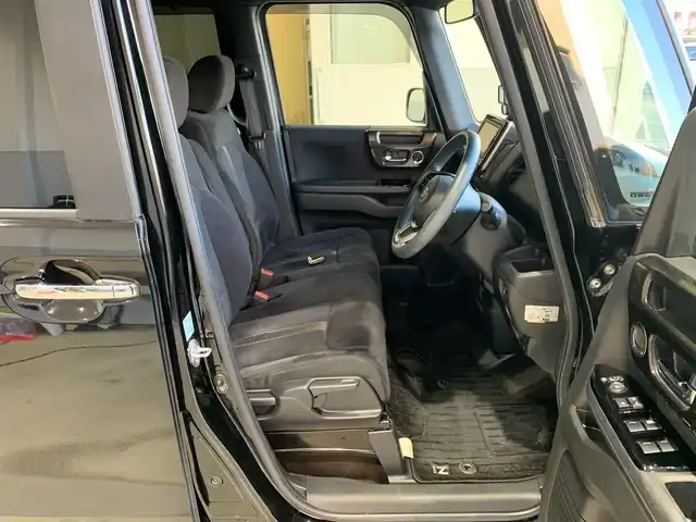 ホンダ Ｎ ＢＯＸ カスタム G L ホンダセンシング 福井県 2019(平31)年 10.6万km クリスタルブラックパール (株)IDOMが運営する【じしゃロン福井店】の自社ローン対象車両になります。こちらは現金またはオートローンご利用時の価格です。自社ローンご希望の方は別途その旨お申付け下さい/ホンダセンシング/純正ナビ（CD・DVD・BT接続可）/フルセグテレビ/バックカメラ/ETC/片側パワースライドドア/LEDヘッドライト/純正ドライブレコーダー