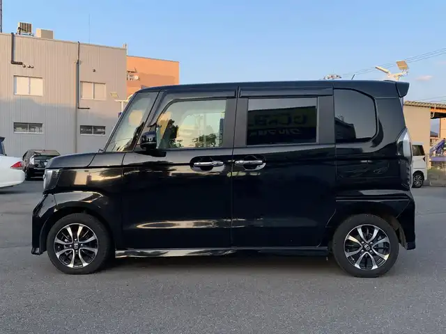 ホンダ Ｎ ＢＯＸ カスタム G L ホンダセンシング 福井県 2019(平31)年 10.6万km クリスタルブラックパール (株)IDOMが運営する【じしゃロン福井店】の自社ローン対象車両になります。こちらは現金またはオートローンご利用時の価格です。自社ローンご希望の方は別途その旨お申付け下さい/ホンダセンシング/純正ナビ（CD・DVD・BT接続可）/フルセグテレビ/バックカメラ/ETC/片側パワースライドドア/LEDヘッドライト/純正ドライブレコーダー