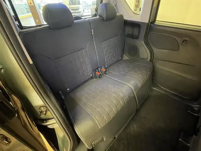 三菱 デリカミニ T 群馬県 2024(令6)年 1.3万km 緑Ⅱ 安全装備/・衝突軽減ブレーキ/・レーンキープアシスト/・ダウンヒルアシスト/・クリアランスソナー/・オートハイビーム/・オートライト/・横滑り防止/社外７インチナビ/・AM/FM/ワンセグTV/・Bluetooth/CD/AUX/バックカメラ/前席シートヒーター/パドルシフト/片側電動スライドドア/ETC/LEDヘッドライト/LEDフォグランプ/純正ドアバイザー/スマートキー/プッシュスタート