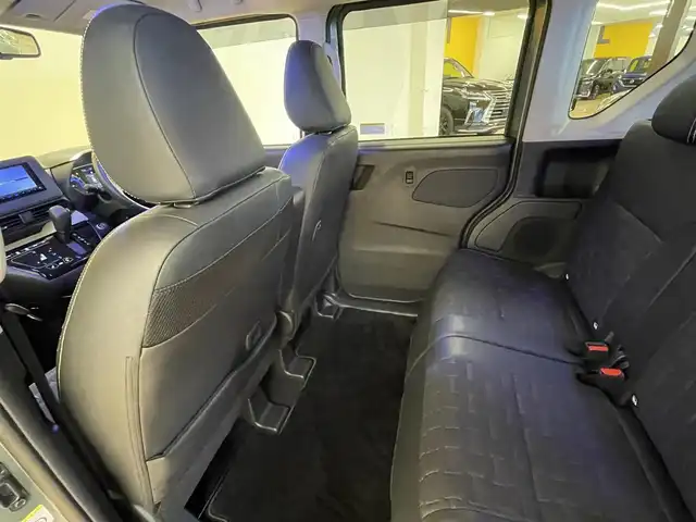 三菱 デリカミニ T 群馬県 2024(令6)年 1.3万km 緑Ⅱ 安全装備/・衝突軽減ブレーキ/・レーンキープアシスト/・ダウンヒルアシスト/・クリアランスソナー/・オートハイビーム/・オートライト/・横滑り防止/社外７インチナビ/・AM/FM/ワンセグTV/・Bluetooth/CD/AUX/バックカメラ/前席シートヒーター/パドルシフト/片側電動スライドドア/ETC/LEDヘッドライト/LEDフォグランプ/純正ドアバイザー/スマートキー/プッシュスタート