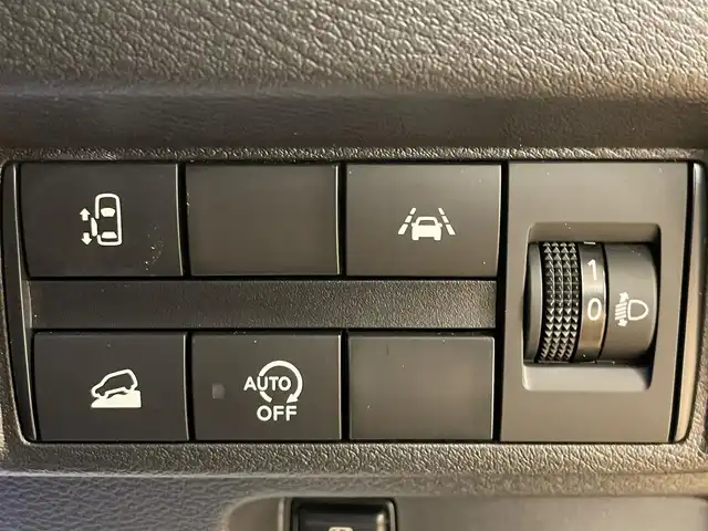 三菱 デリカミニ T 群馬県 2024(令6)年 1.3万km 緑Ⅱ 安全装備/・衝突軽減ブレーキ/・レーンキープアシスト/・ダウンヒルアシスト/・クリアランスソナー/・オートハイビーム/・オートライト/・横滑り防止/社外７インチナビ/・AM/FM/ワンセグTV/・Bluetooth/CD/AUX/バックカメラ/前席シートヒーター/パドルシフト/片側電動スライドドア/ETC/LEDヘッドライト/LEDフォグランプ/純正ドアバイザー/スマートキー/プッシュスタート