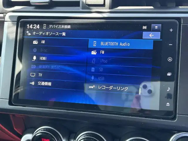 トヨタ ＧＲ８６ RZ 島根県 2023(令5)年 0.7万km クリスタルホワイトパール 登録時走行距離6873km/ワンオーナー/純正9インチナビ（AM/FM/CD/DVD/SD/USB/BT）/フルセグTV/バックカメラ/クルーズコントロール/オートライト/LEDヘッドライト/前席シートヒーター/ETC/プッシュスタート/取扱説明書/保証書/ナビ取扱説明書