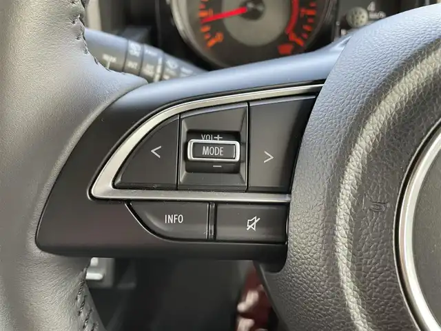 スズキ ジムニー ノマド FC 道北・旭川 2025(令7)年 0.1千km 黒 ワンオーナー/パイオニアディスプレイオーディオ/ビルトインETC2.0/クルーズコントロール/前席シートヒーター/純正フロアマット/純正ドアバイザー/LEDヘッドライト/プッシュスタート/スマートキー