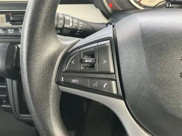 スズキ スペーシア HYBRID X 道南・函館 2021(令3)年 2.2万km シフォンアイボリーM /純正ナビ//フルセグＴＶ//全周囲カメラ//シートヒーター//両側パワースライドドア//ヘッドアップディスプレイ//衝突被害軽減ブレーキ//車線逸脱警報//オートハイビーム//コーナーセンサー//アイドリングストップ