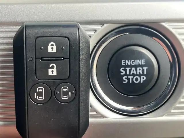 スズキ スペーシア HYBRID X 道南・函館 2021(令3)年 2.2万km シフォンアイボリーM /純正ナビ//フルセグＴＶ//全周囲カメラ//シートヒーター//両側パワースライドドア//ヘッドアップディスプレイ//衝突被害軽減ブレーキ//車線逸脱警報//オートハイビーム//コーナーセンサー//アイドリングストップ