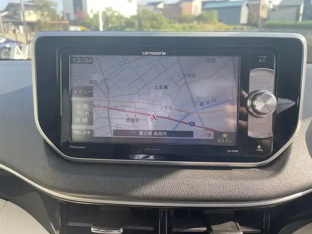 ダイハツ ムーヴ X SAⅢ 富山県 2019(平31)年 5.7万km ホワイト 社外ナビ／/フルセグＴＶ／/ＤＶＤ再生／/バックカメラ／/衝突軽減ブレーキ／/オートマチックハイビーム／/アイドリングストップ／/シートヒーター／/プッシュスタートエンジン／/スマートキー／/オートライト／/純正ＡＷ