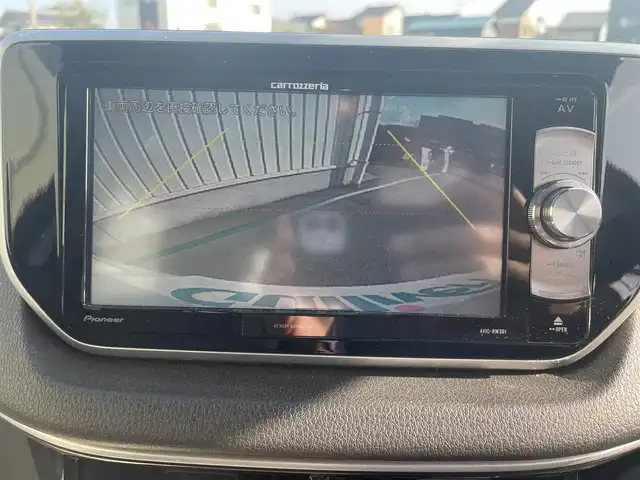 ダイハツ ムーヴ X SAⅢ 富山県 2019(平31)年 5.7万km ホワイト 社外ナビ／/フルセグＴＶ／/ＤＶＤ再生／/バックカメラ／/衝突軽減ブレーキ／/オートマチックハイビーム／/アイドリングストップ／/シートヒーター／/プッシュスタートエンジン／/スマートキー／/オートライト／/純正ＡＷ