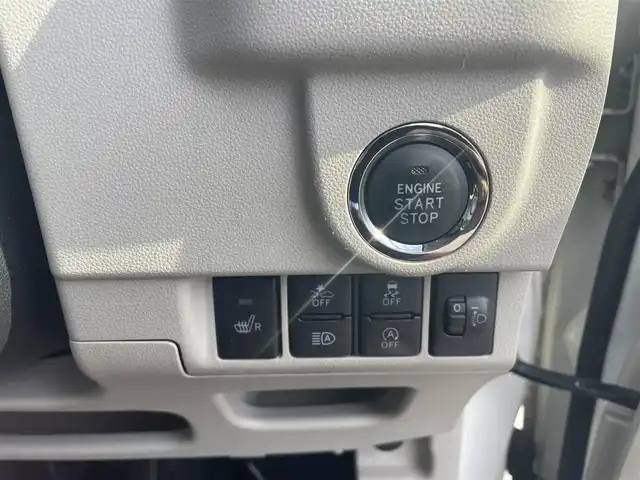 ダイハツ ムーヴ X SAⅢ 富山県 2019(平31)年 5.7万km ホワイト 社外ナビ／/フルセグＴＶ／/ＤＶＤ再生／/バックカメラ／/衝突軽減ブレーキ／/オートマチックハイビーム／/アイドリングストップ／/シートヒーター／/プッシュスタートエンジン／/スマートキー／/オートライト／/純正ＡＷ