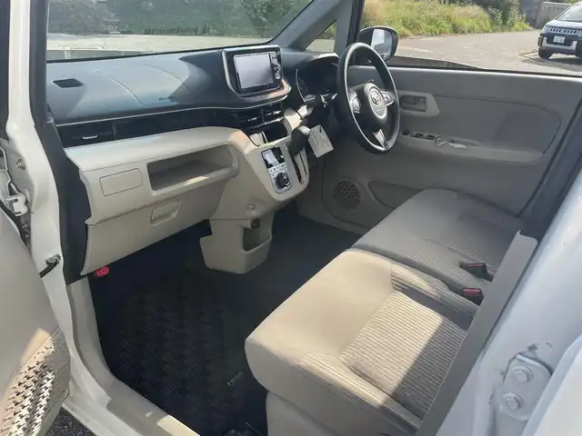 ダイハツ ムーヴ X SAⅢ 富山県 2019(平31)年 5.7万km ホワイト 社外ナビ／/フルセグＴＶ／/ＤＶＤ再生／/バックカメラ／/衝突軽減ブレーキ／/オートマチックハイビーム／/アイドリングストップ／/シートヒーター／/プッシュスタートエンジン／/スマートキー／/オートライト／/純正ＡＷ