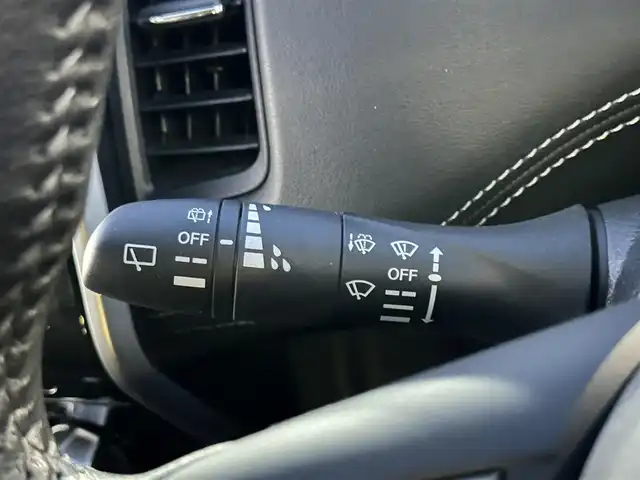 日産 セレナ ハイウェイスター 島根県 2017(平29)年 2.1万km ダイヤモンドブラック 登録時走行距離 20360Km/ワンオーナー/禁煙車/純正ディーラーナビ/フルセグTV/8人乗り/両側パワースライドドア/バックカメラ/HIDヘッドライト/スマートキー/ウィンカーミラー/電動格納ミラー/アイドリングストップ/プッシュスタート/ビルトインETC/16インチ純正アルミ