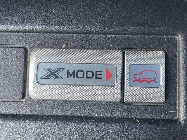 スバル フォレスター 2．0XT アイサイト 茨城県 2013(平25)年 12.5万km ディープシーブルーパール 純正ナビ　/-BT/AM/FM/CD/TV/バックカメラ　/４ＷＤ　/クルーズコントロール　/D席N席パワーシート　/パドルシフト　/スマートキー　/ハーフレザーシート　/D席N席シートヒーター　/純正アルミホイール　/純正オーディオ　/純正フロアマット　/ＥＴＣ/電動格納ミラー/プッシュスタート/X-MODE/アイサイト