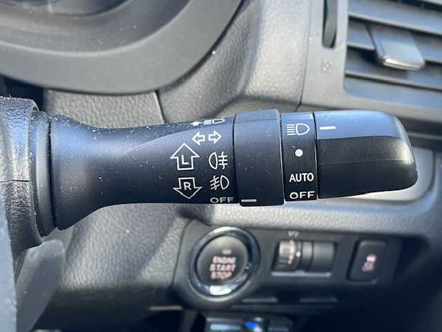 スバル フォレスター 2．0XT アイサイト 茨城県 2013(平25)年 12.5万km ディープシーブルーパール 純正ナビ　/-BT/AM/FM/CD/TV/バックカメラ　/４ＷＤ　/クルーズコントロール　/D席N席パワーシート　/パドルシフト　/スマートキー　/ハーフレザーシート　/D席N席シートヒーター　/純正アルミホイール　/純正オーディオ　/純正フロアマット　/ＥＴＣ/電動格納ミラー/プッシュスタート/X-MODE/アイサイト