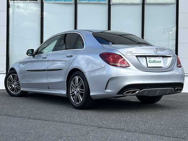 メルセデス・ベンツ Ｃ１８０ アバンギャルド AMGライン 山形県 2015(平27)年 5.4万km イリジウムシルバー 禁煙車/インテリジェントドライブ/ディストロニックプラス/横滑り防止装置/バックカメラ/前後コーナーセンサー/レーンキープアシスト/前方ドライブレコーダー/純正ナビ/（Bluetooth/フルセグ/AM/FM)/ステアリングスイッチ/パドルシフト/レザーシート/前席パワーシート/ビルトインETC/純正フロアマット/HIDヘッドライト/オートライト/スマートキー×２/取扱説明書/記録簿/純正スタッドレスタイヤ積込み）/（225/45/R18)0mm