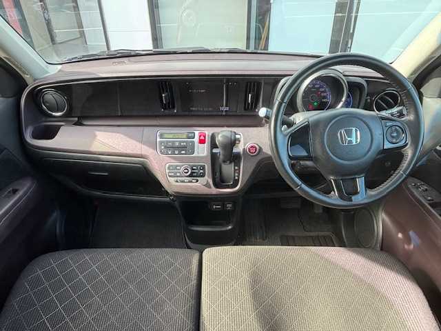 ホンダ Ｎ ＯＮＥ プレミアム ツアラー Lパッケージ 宮城県 2012(平24)年 8.2万km プレミアムディープロッソパール 登録時走行距離８１４６９ｋｍ/純正アルミホイル/純正オーディオ/・Ｂｌｕｅｔｏｏｔｈ/・HDMI/・AM/FM/・CD/スマートキー/プッシュスタート/ベンチシート/横滑り防止機能/パドルシフト/電格ミラー/純正フロアマット/フォグランプ/ベンチシート/ウインカーミラー