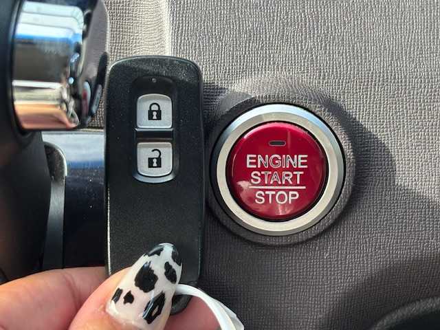 ホンダ Ｎ ＯＮＥ プレミアム ツアラー Lパッケージ 宮城県 2012(平24)年 8.2万km プレミアムディープロッソパール 登録時走行距離８１４６９ｋｍ/純正アルミホイル/純正オーディオ/・Ｂｌｕｅｔｏｏｔｈ/・HDMI/・AM/FM/・CD/スマートキー/プッシュスタート/ベンチシート/横滑り防止機能/パドルシフト/電格ミラー/純正フロアマット/フォグランプ/ベンチシート/ウインカーミラー