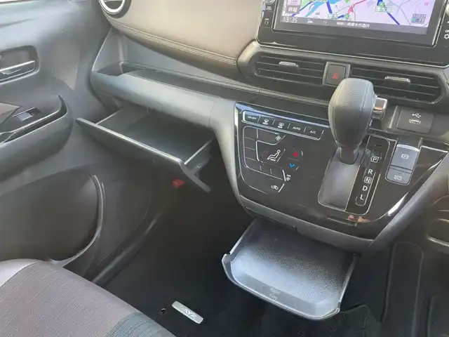 日産 デイズ HWS G ターボ プロパイロットED 山口県 2020(令2)年 2.7万km フローズンバニラパール/アッシュブラウンM プロパイロット/エマージェンシーブレーキ/純正メモリナビ・フルセグTV/　CD/DVD/SD/Bluetooth/アラウンドビューモニター/踏み間違い衝突防止アシスト/車線逸脱防止支援システム/車線逸脱警報/純正１５インチアルミホイール/プッシュスタート/スマートキー×２/ETC/新車時保証書/取扱説明書