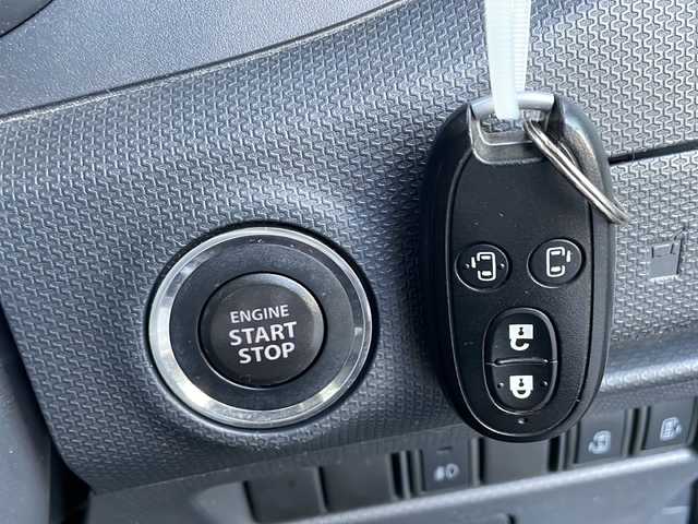 スズキ ソリオ バンディット 新潟県 2012(平24)年 11.9万km ルナグレーパールメタリック メーカーオプションSDナビ/フルセグ/CD/ＤＶＤ再生/両側パワースライドドア/ドアバイザー/１４インチＡＷ付きスタットレスタイヤ４本積載/フォグランプ/オートライト/純正フロアマット/純正15インチＡＷ/キセノンヘッドライト/スマートキー/プッシュスタート