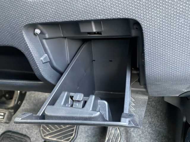 スズキ ソリオ バンディット 新潟県 2012(平24)年 11.9万km ルナグレーパールメタリック メーカーオプションSDナビ/フルセグ/CD/ＤＶＤ再生/両側パワースライドドア/ドアバイザー/１４インチＡＷ付きスタットレスタイヤ４本積載/フォグランプ/オートライト/純正フロアマット/純正15インチＡＷ/キセノンヘッドライト/スマートキー/プッシュスタート