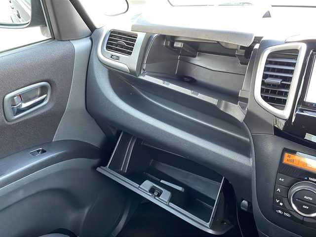 スズキ ソリオ バンディット 新潟県 2012(平24)年 11.9万km ルナグレーパールメタリック メーカーオプションSDナビ/フルセグ/CD/ＤＶＤ再生/両側パワースライドドア/ドアバイザー/１４インチＡＷ付きスタットレスタイヤ４本積載/フォグランプ/オートライト/純正フロアマット/純正15インチＡＷ/キセノンヘッドライト/スマートキー/プッシュスタート