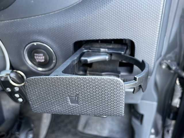 スズキ ソリオ バンディット 新潟県 2012(平24)年 11.9万km ルナグレーパールメタリック メーカーオプションSDナビ/フルセグ/CD/ＤＶＤ再生/両側パワースライドドア/ドアバイザー/１４インチＡＷ付きスタットレスタイヤ４本積載/フォグランプ/オートライト/純正フロアマット/純正15インチＡＷ/キセノンヘッドライト/スマートキー/プッシュスタート