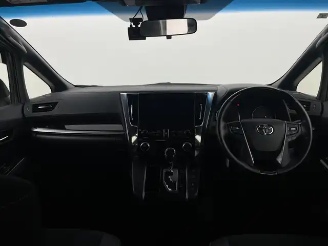 トヨタ アルファード S タイプゴールド 新潟県 2021(令3)年 1.7万km ホワイトパールクリスタルシャイン トヨタセーフティセンス/JBL/フリップダウンモニター/ツインムーンルーフ/純正ナビ/　CD/DVD/Bluetooth/フルセグTV/パノラミックビューモニター/両側パワースライドドア/パワーバックドア/レーダークルーズコントロール/三眼LEDオートライト/オートハイビーム/ハーフレザーシート/純正18インチアルミホイール/ブラインドスポットモニター/レーントレーシングアラート/シーケンシャルウィンカー/スマートキー/ビルトインETC2.0
