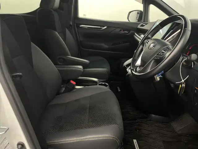 トヨタ アルファード S タイプゴールド 新潟県 2021(令3)年 1.7万km ホワイトパールクリスタルシャイン トヨタセーフティセンス/JBL/フリップダウンモニター/ツインムーンルーフ/純正ナビ/　CD/DVD/Bluetooth/フルセグTV/パノラミックビューモニター/両側パワースライドドア/パワーバックドア/レーダークルーズコントロール/三眼LEDオートライト/オートハイビーム/ハーフレザーシート/純正18インチアルミホイール/ブラインドスポットモニター/レーントレーシングアラート/シーケンシャルウィンカー/スマートキー/ビルトインETC2.0